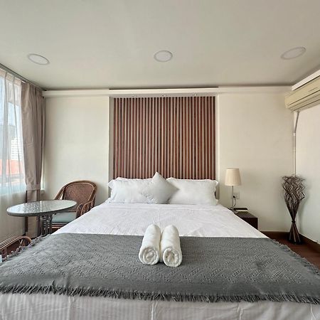 Longzhu Guesthouse Bangkok Exteriér fotografie