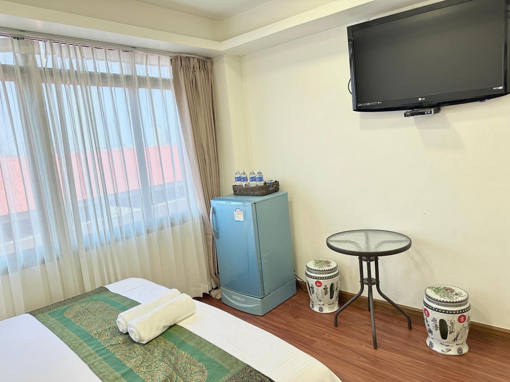 Longzhu Guesthouse Bangkok Exteriér fotografie